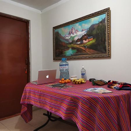 5Min Airport - Super Host Bed & Breakfast Lima Eksteriør bilde