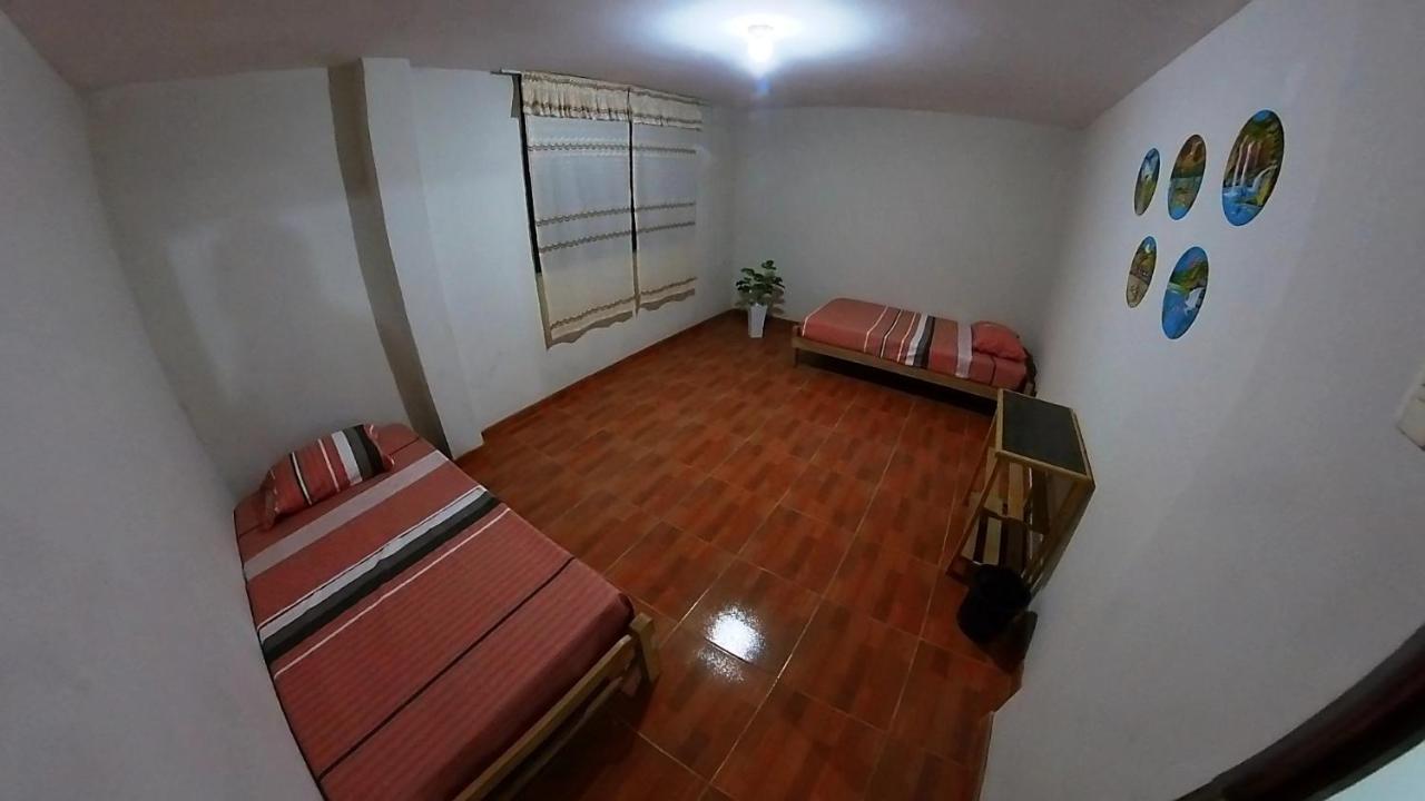 5Min Airport - Super Host Bed & Breakfast Lima Eksteriør bilde
